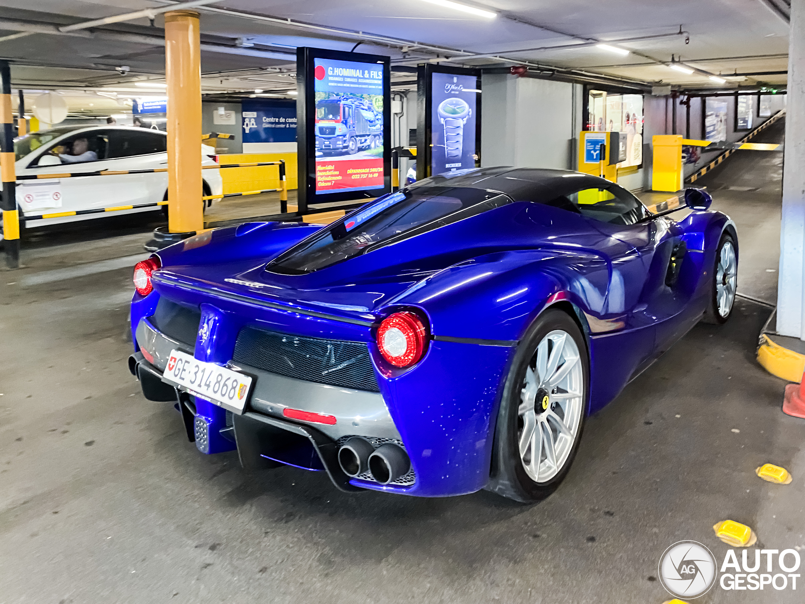 Ferrari LaFerrari eindelijk gespot in zijn thuisland