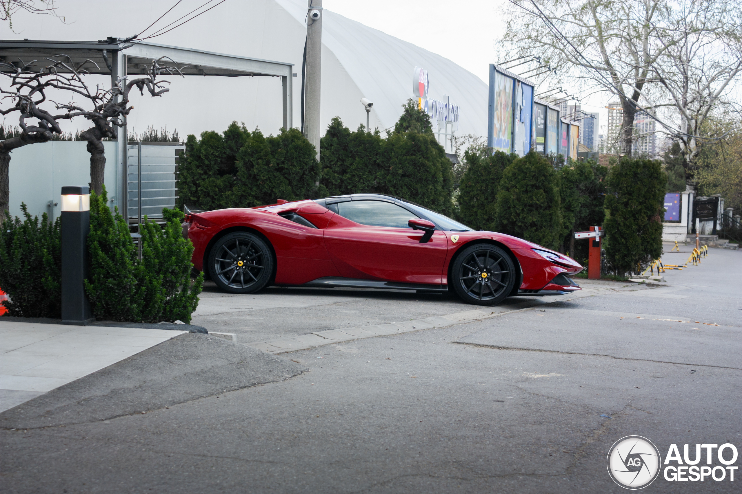 Ferrari SF90 Spider Assetto Fiorano