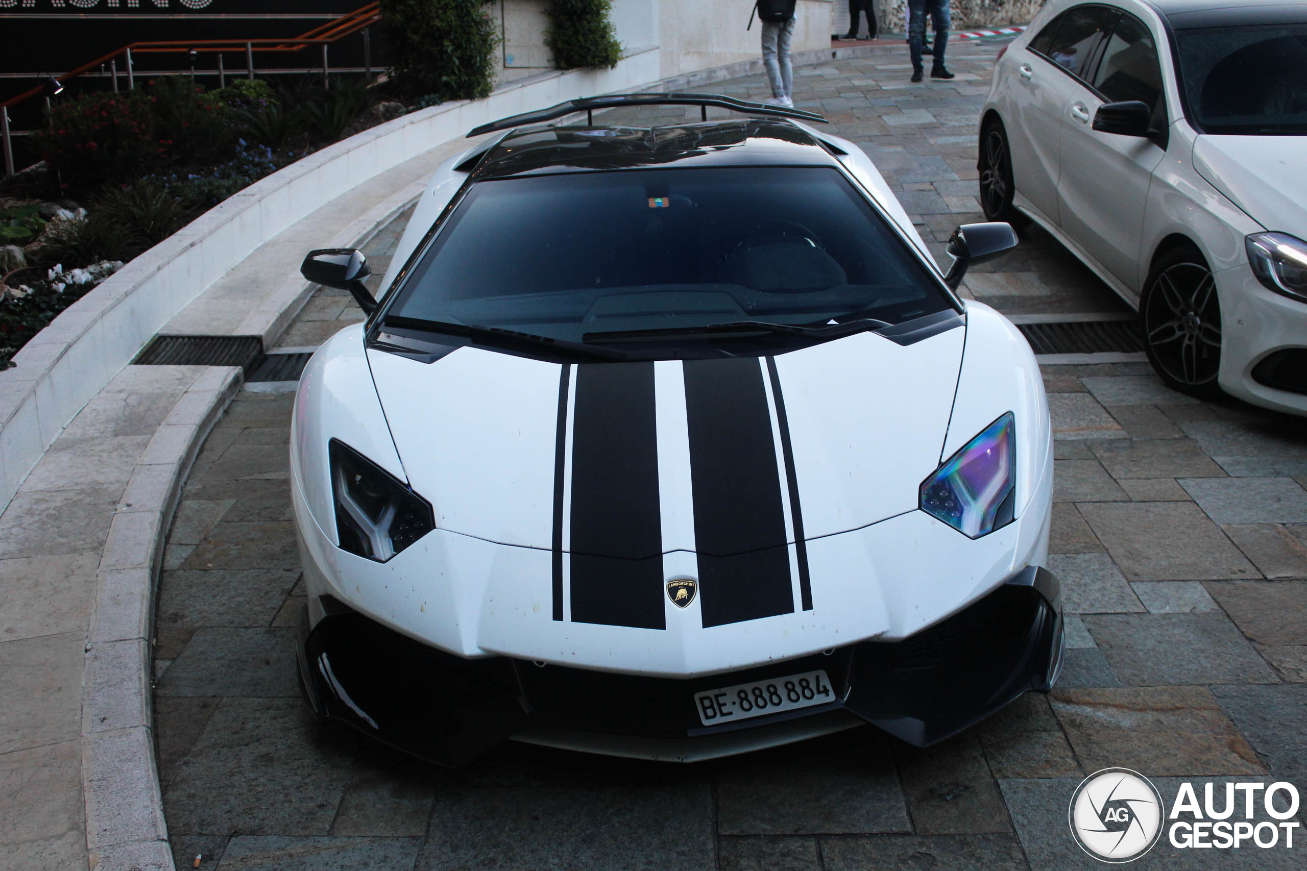 Lamborghini Aventador LP700-4 Roadster MVM Automotive Design