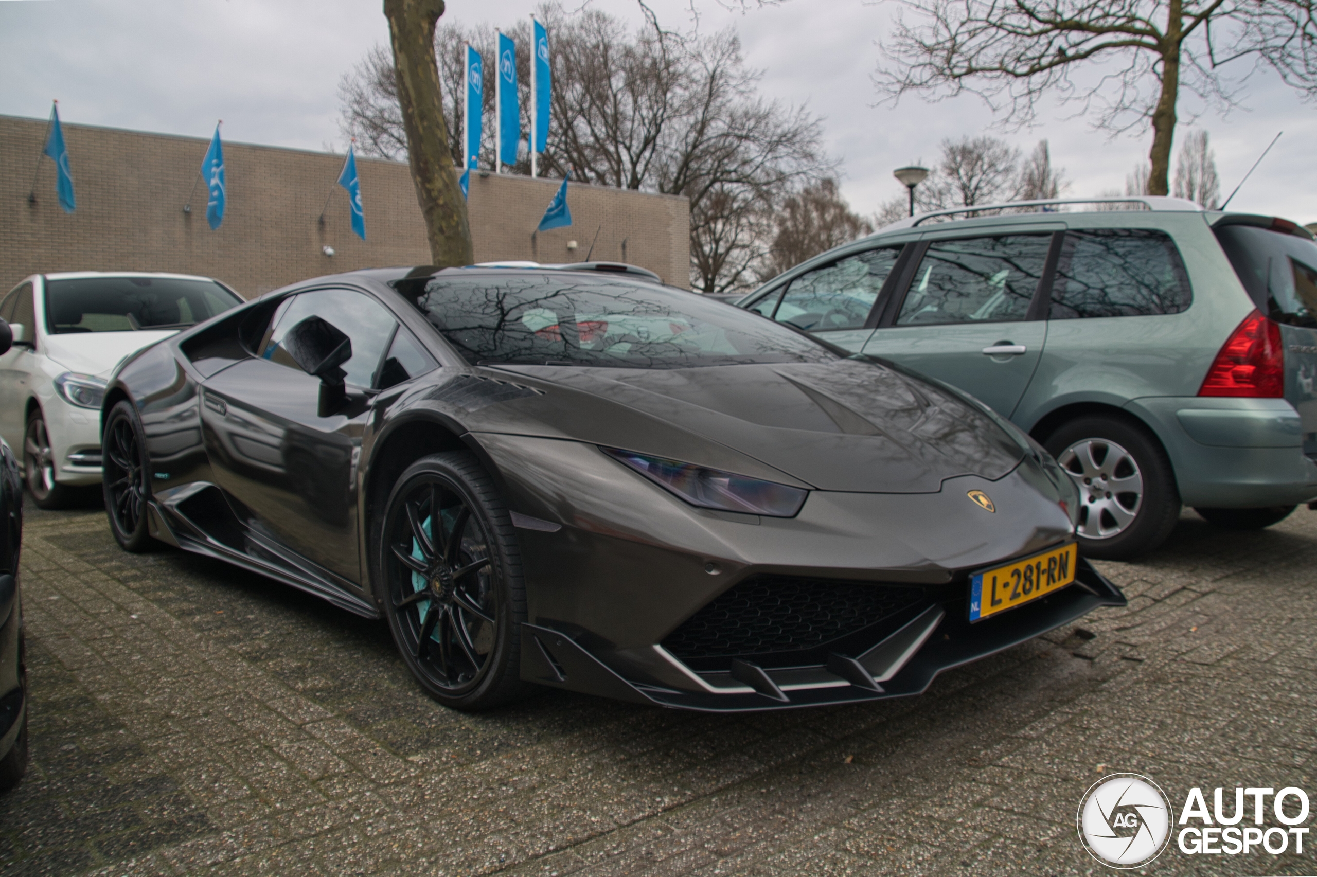 Lamborghini Huracán LP610-4 1016 Industries