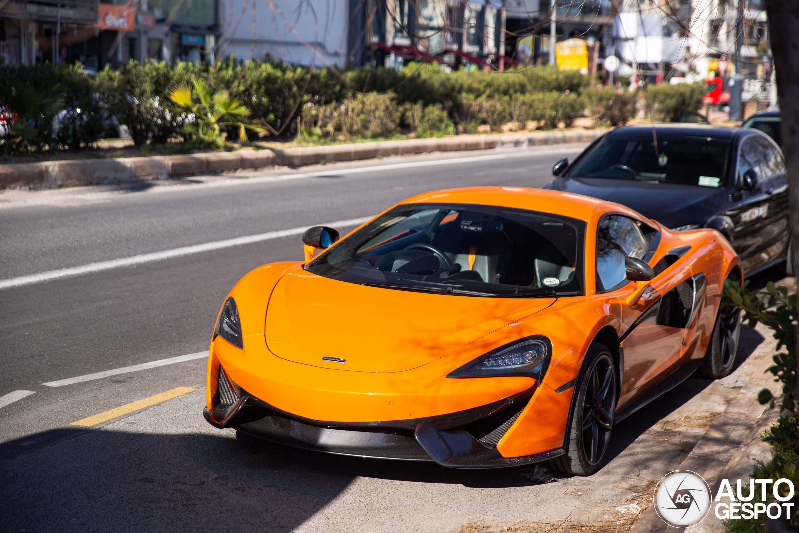 McLaren 570S