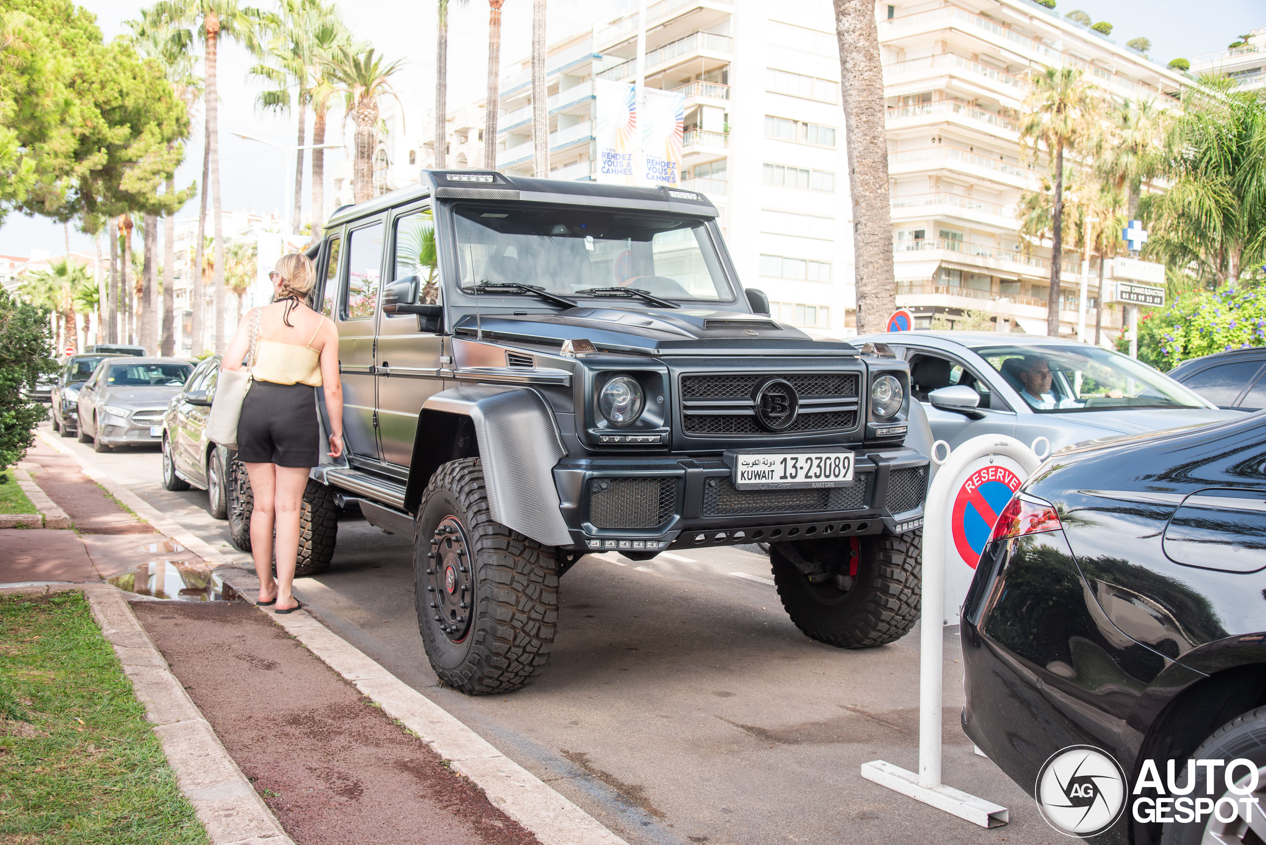 Mercedes-Benz Brabus B63S 700 6x6