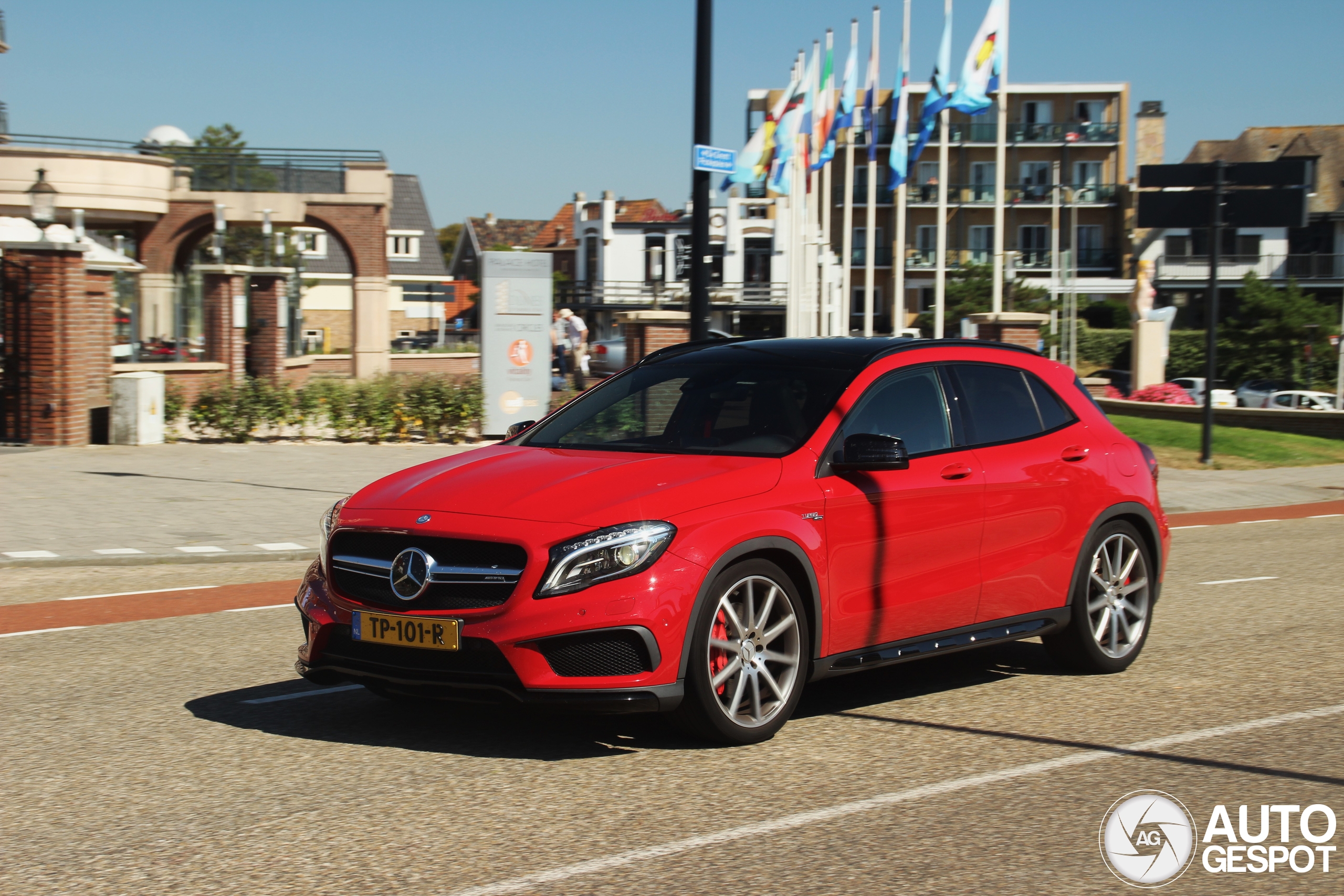 Mercedes-Benz GLA 45 AMG X156