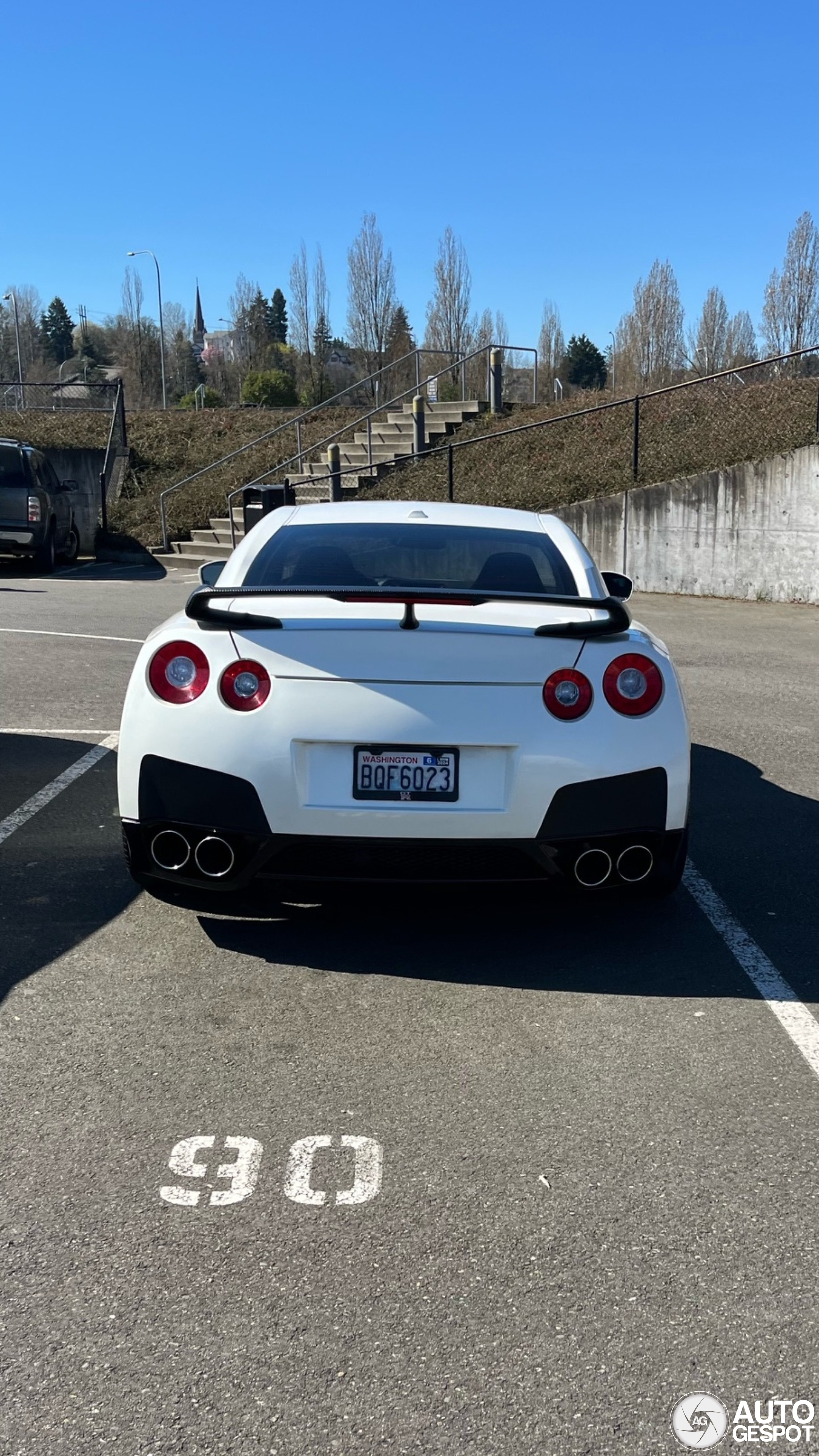 Nissan GT-R 2011