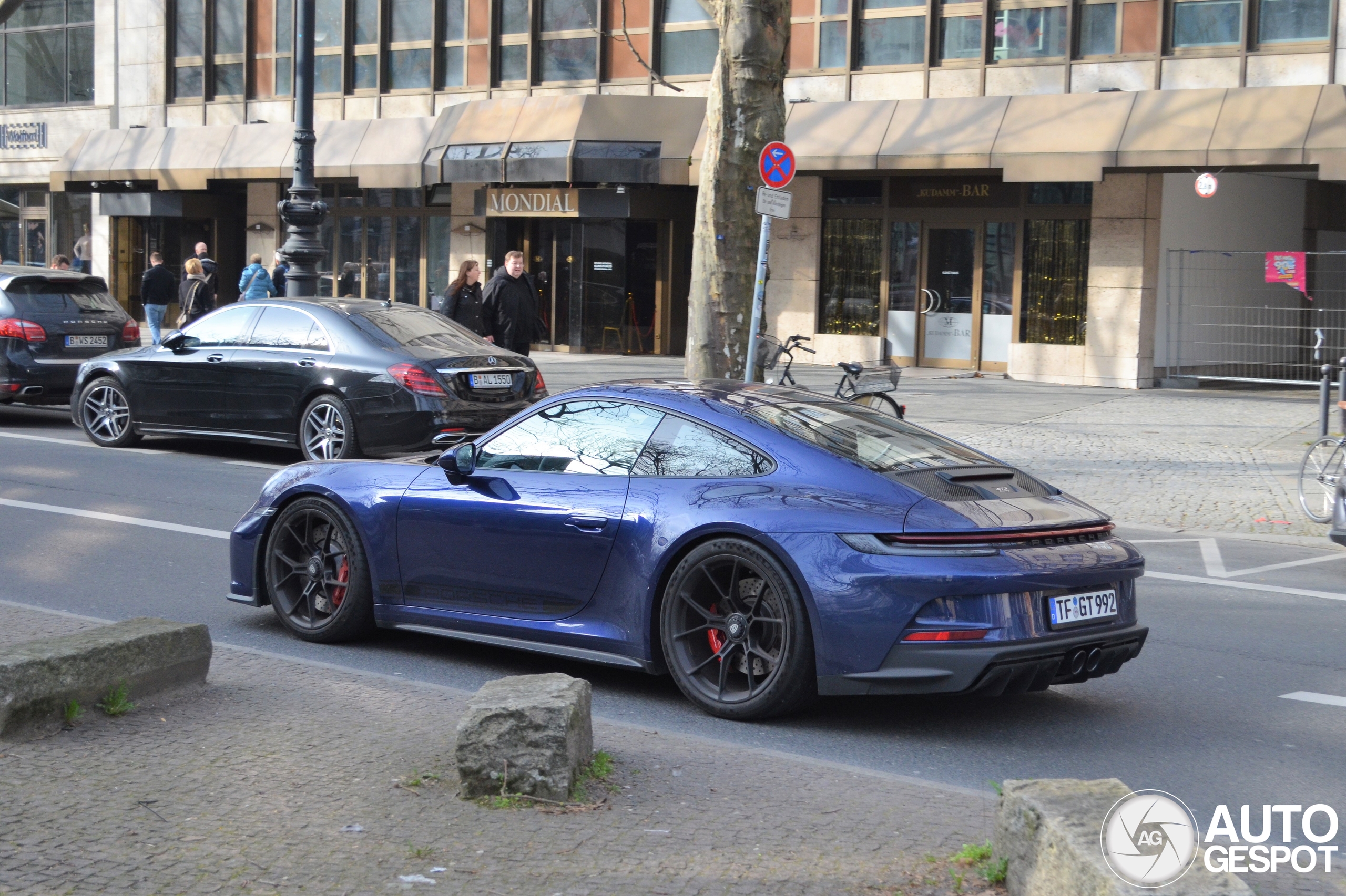 Porsche 992 GT3 Touring