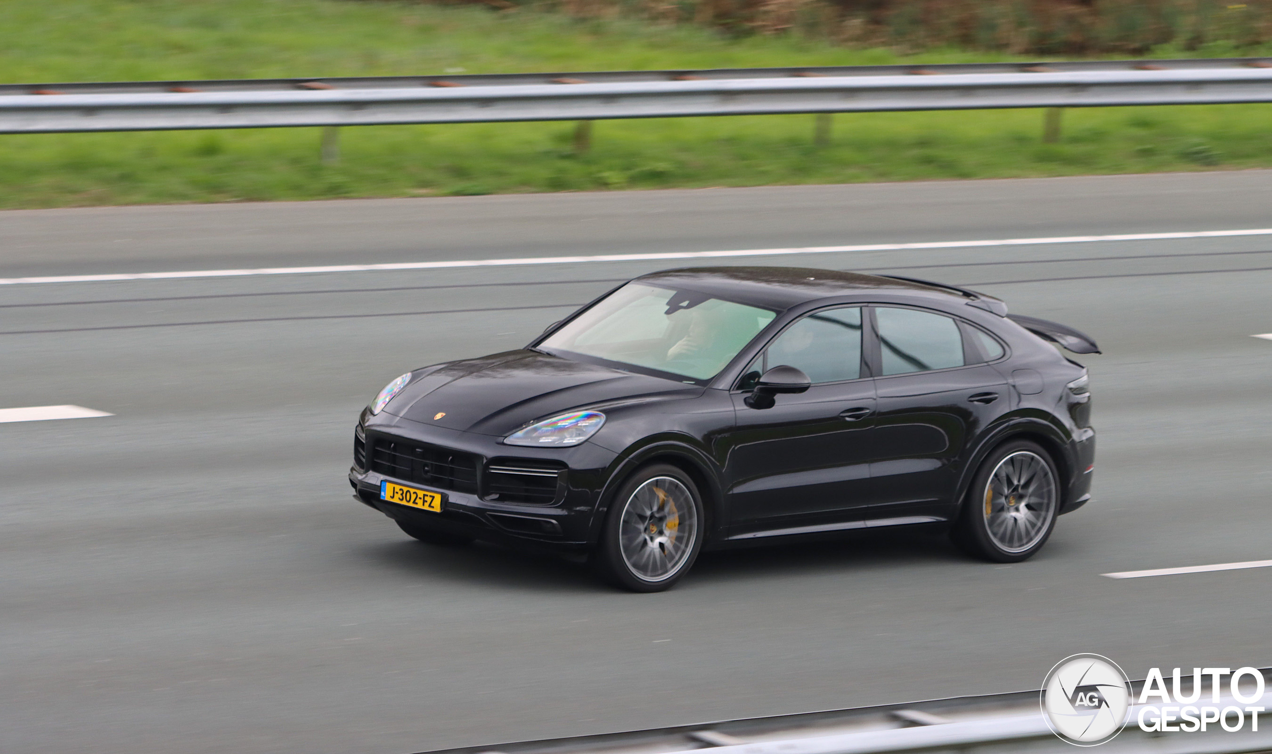 Porsche Cayenne Coupé Turbo S E-Hybrid