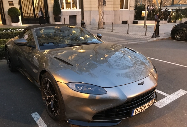 Aston Martin V8 Vantage Roadster 2020