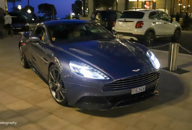 Aston Martin Vanquish 2013