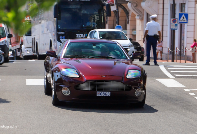 Aston Martin Vanquish