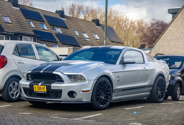 Ford Mustang GT 2013