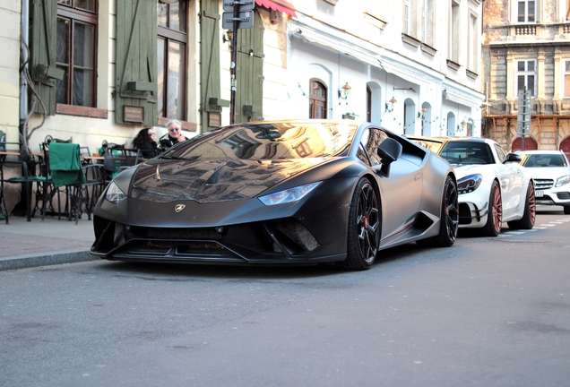 Lamborghini Huracán LP640-4 Performante 1016 Industries