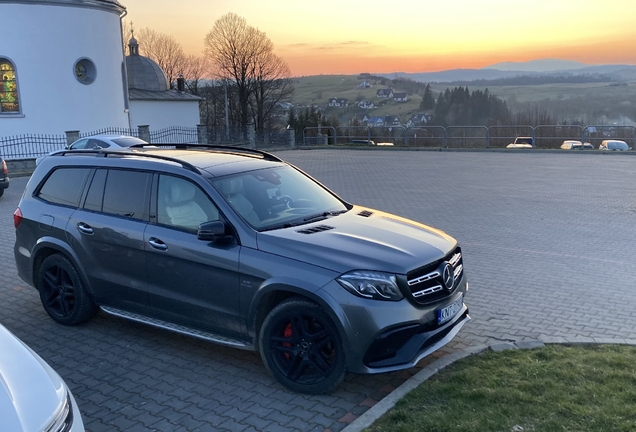 Mercedes-AMG GLS 63 X166