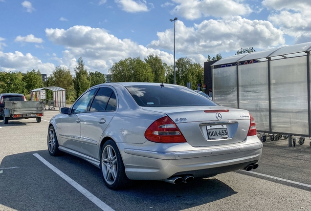 Mercedes-Benz E 55 AMG