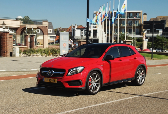 Mercedes-Benz GLA 45 AMG X156