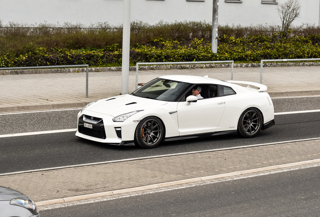 Nissan GT-R 2017