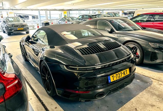 Porsche 992 Carrera 4 GTS Cabriolet