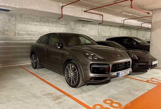 Porsche Cayenne Coupé Turbo S E-Hybrid