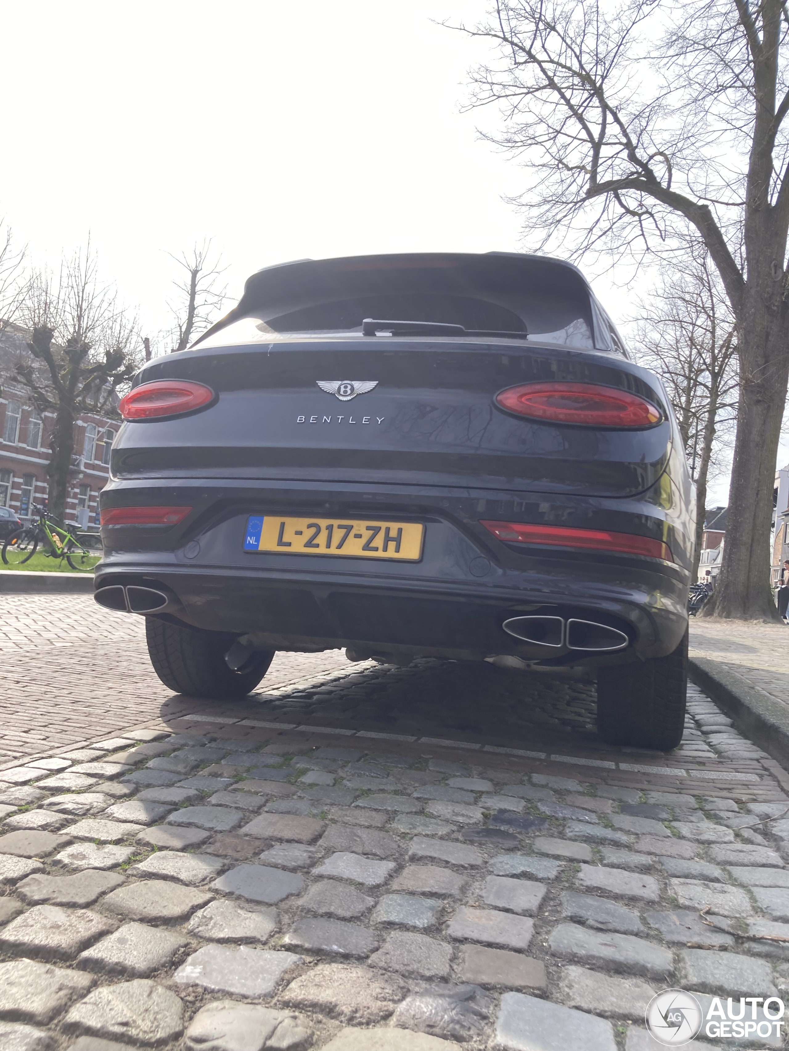 Bentley Bentayga V8 2021 First Edition