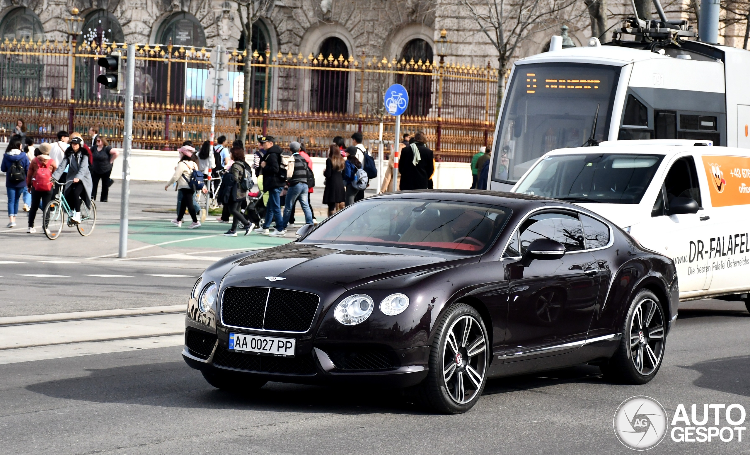 Bentley Continental GT V8