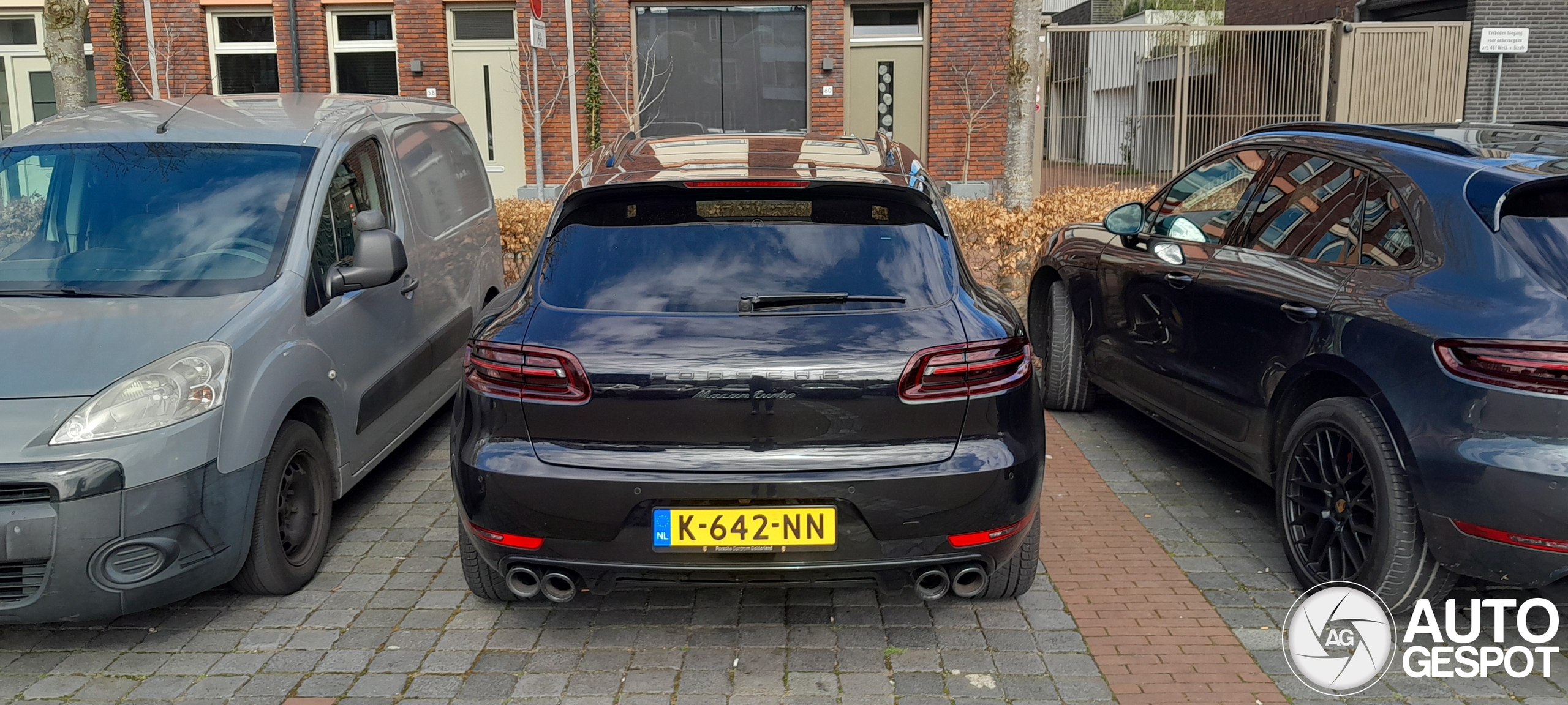 Porsche 95B Macan Turbo