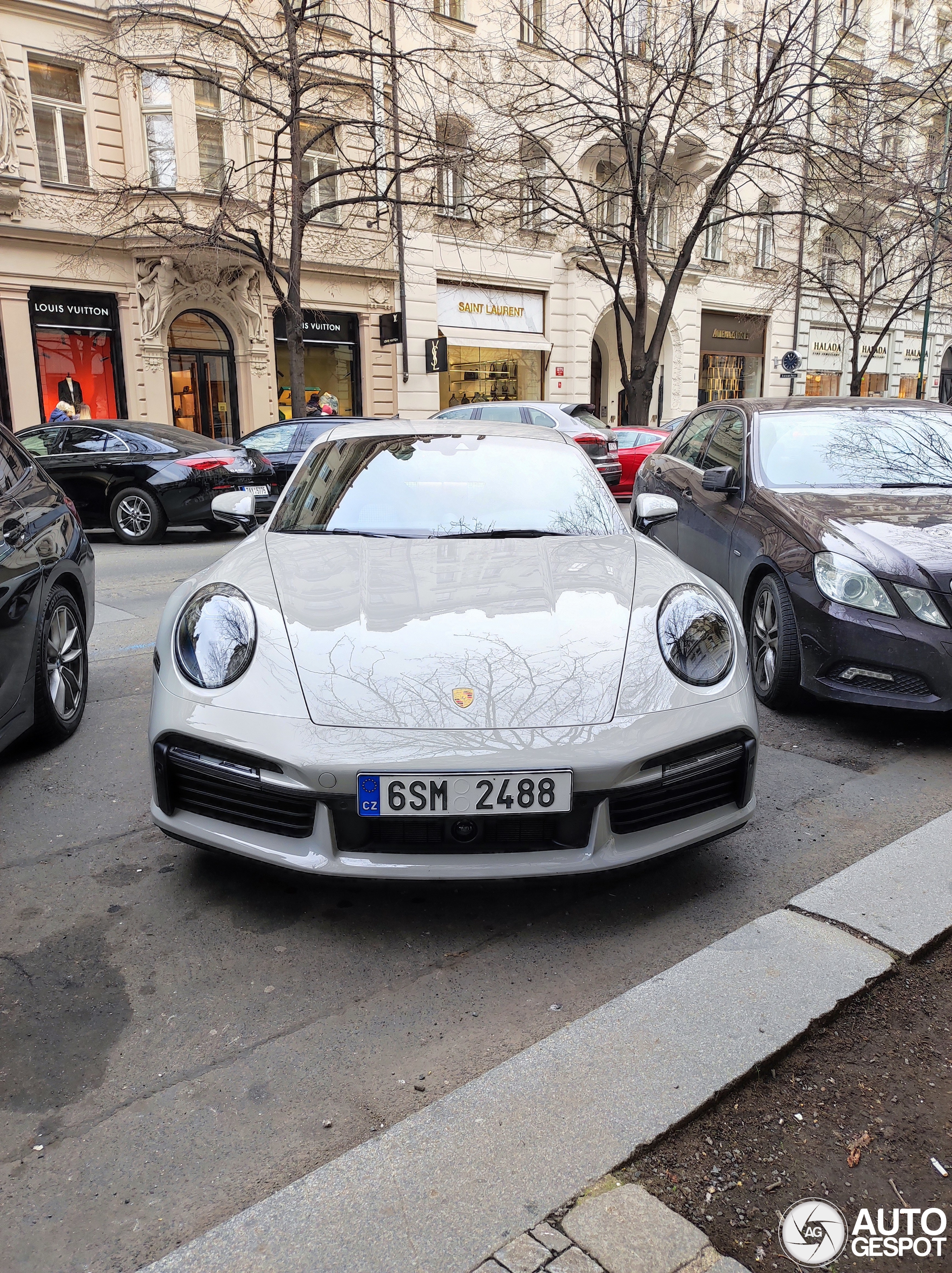 Porsche 992 Turbo