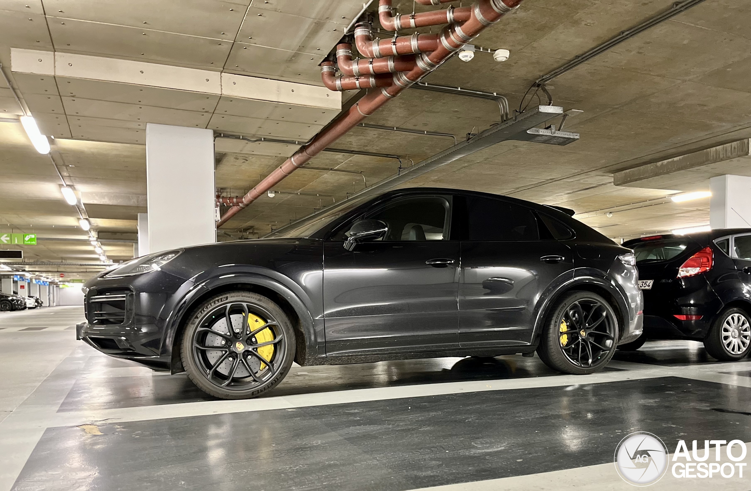 Porsche Cayenne Coupé Turbo S E-Hybrid