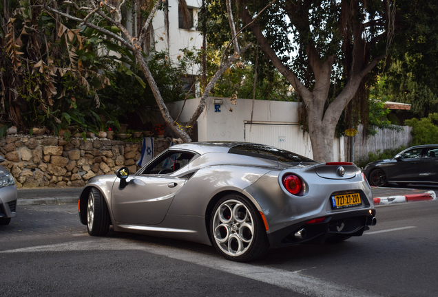 Alfa Romeo 4C Coupé