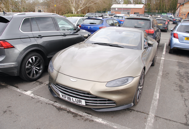 Aston Martin V8 Vantage 2018