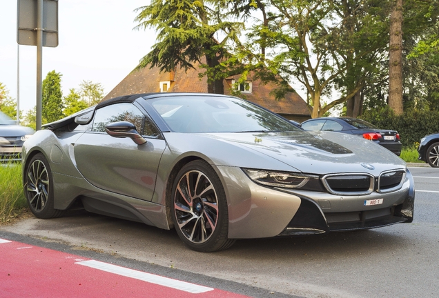 BMW i8 Roadster