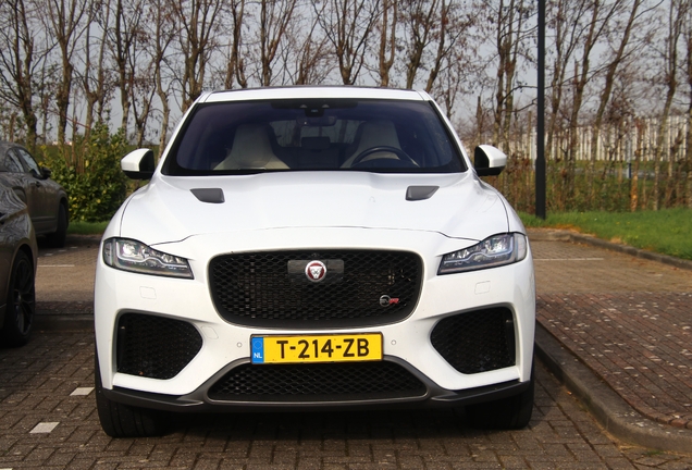 Jaguar F-PACE SVR