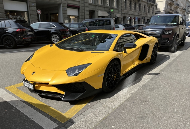 Lamborghini Aventador LP750-4 SuperVeloce