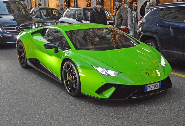 Lamborghini Huracán LP640-4 Performante