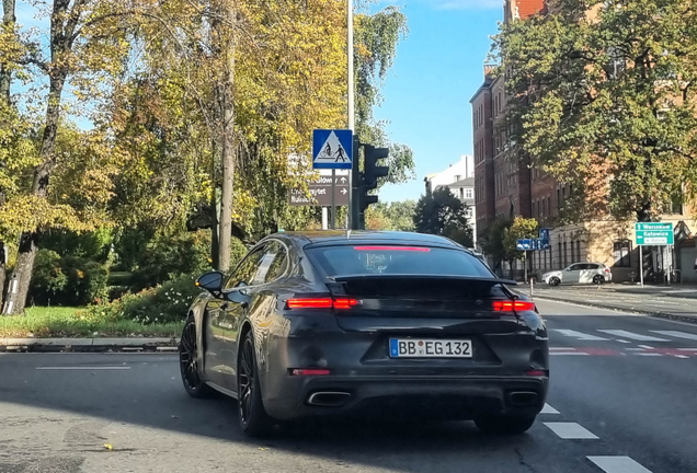 Porsche 972 Panamera