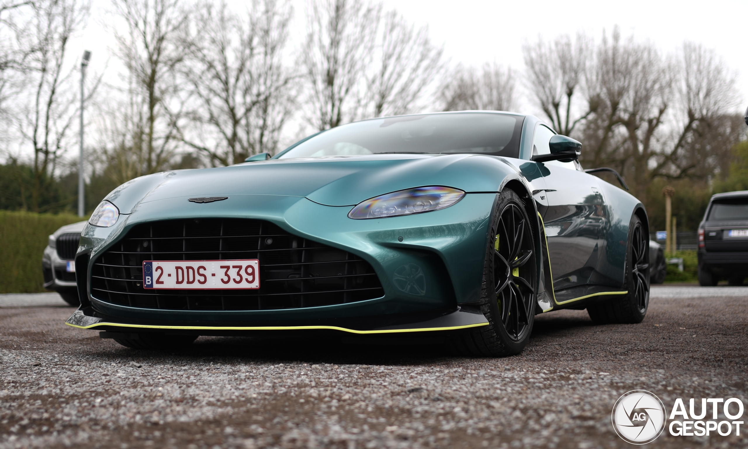 Aston Martin V12 Vantage 2023