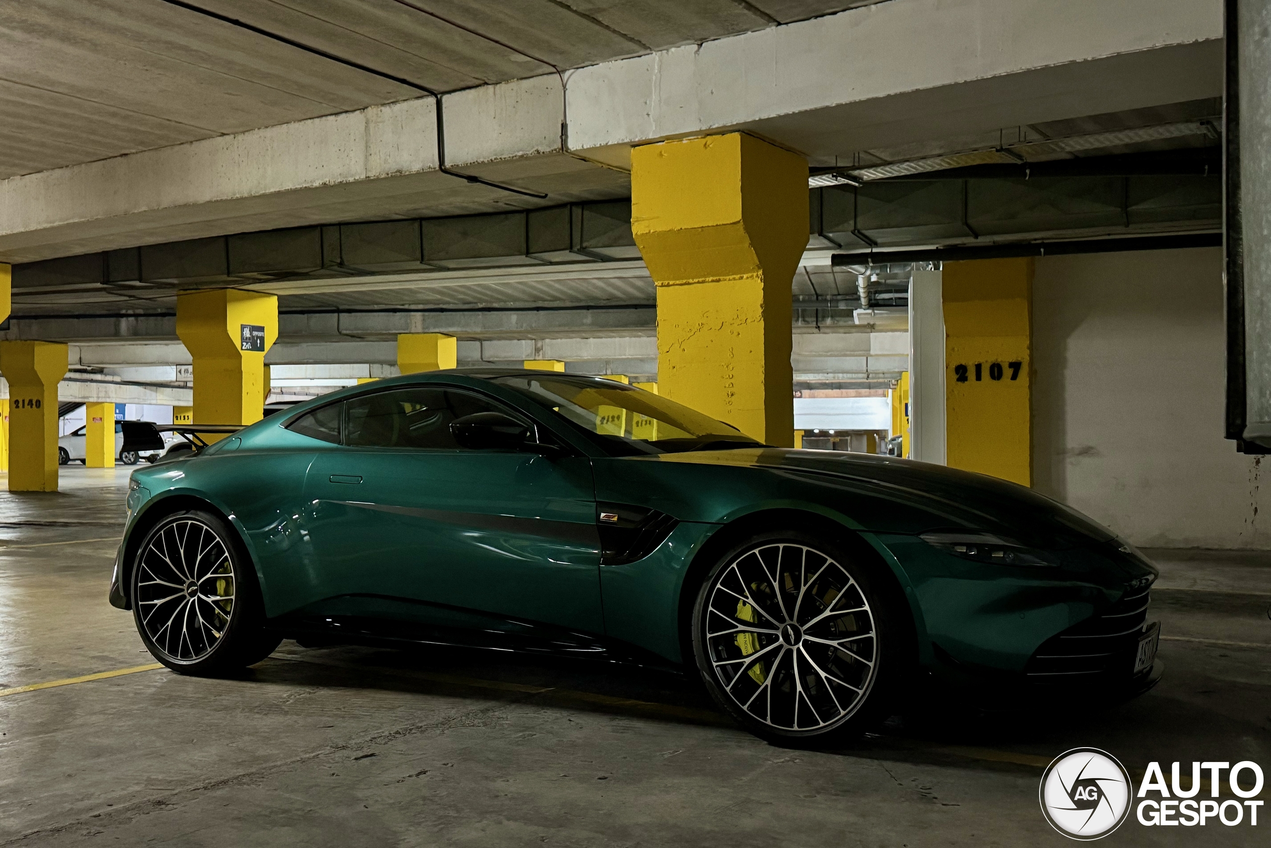 Aston Martin V8 Vantage Formula 1 Edition