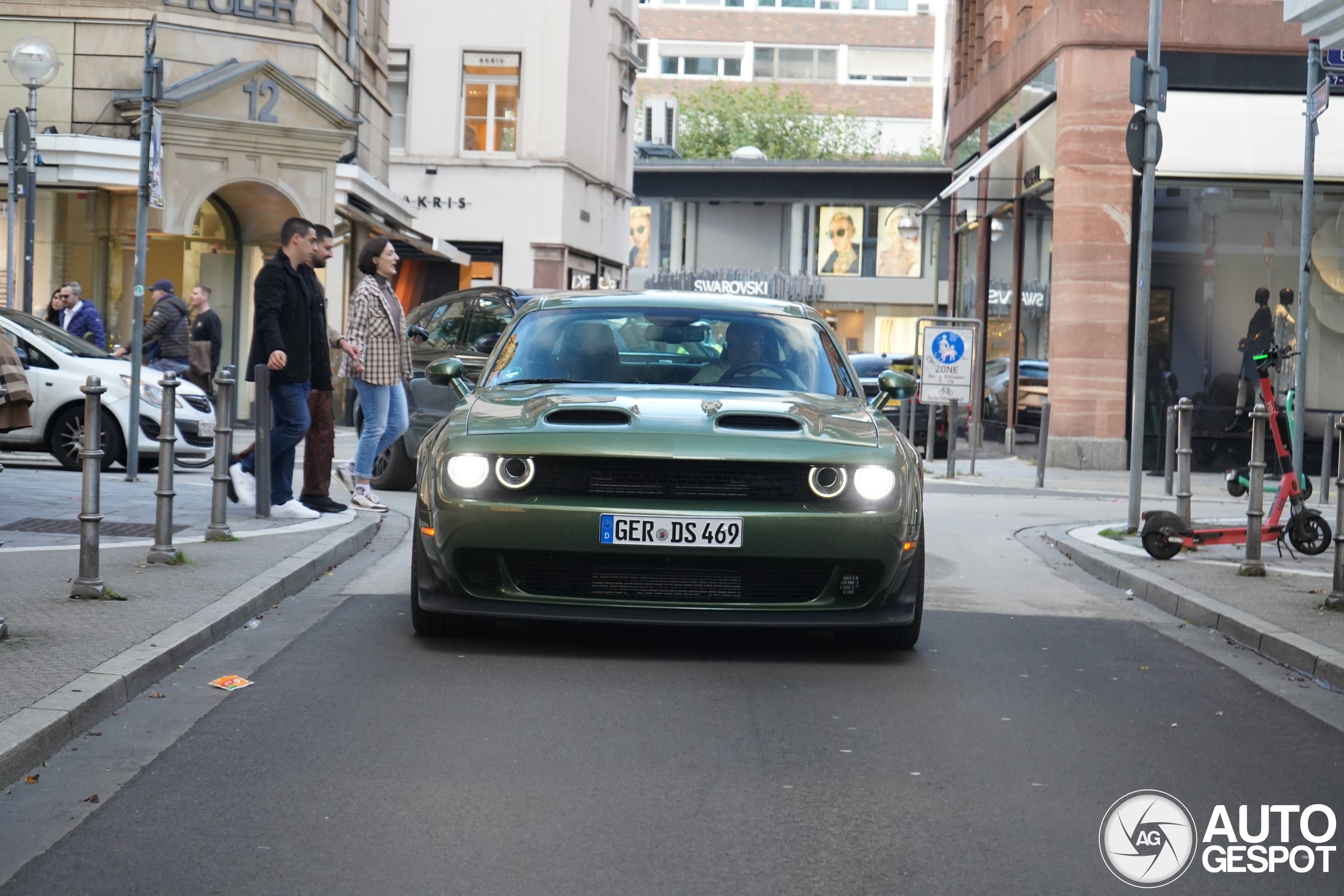 Dodge Challenger SRT Hellcat Widebody