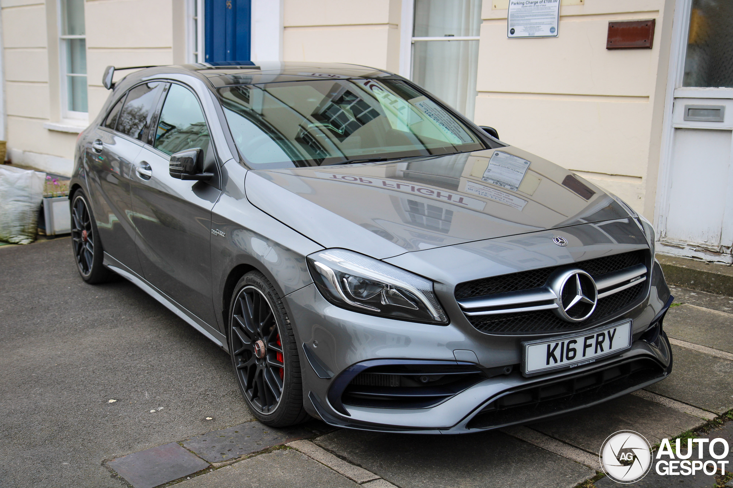 Mercedes-AMG A 45 W176 2015