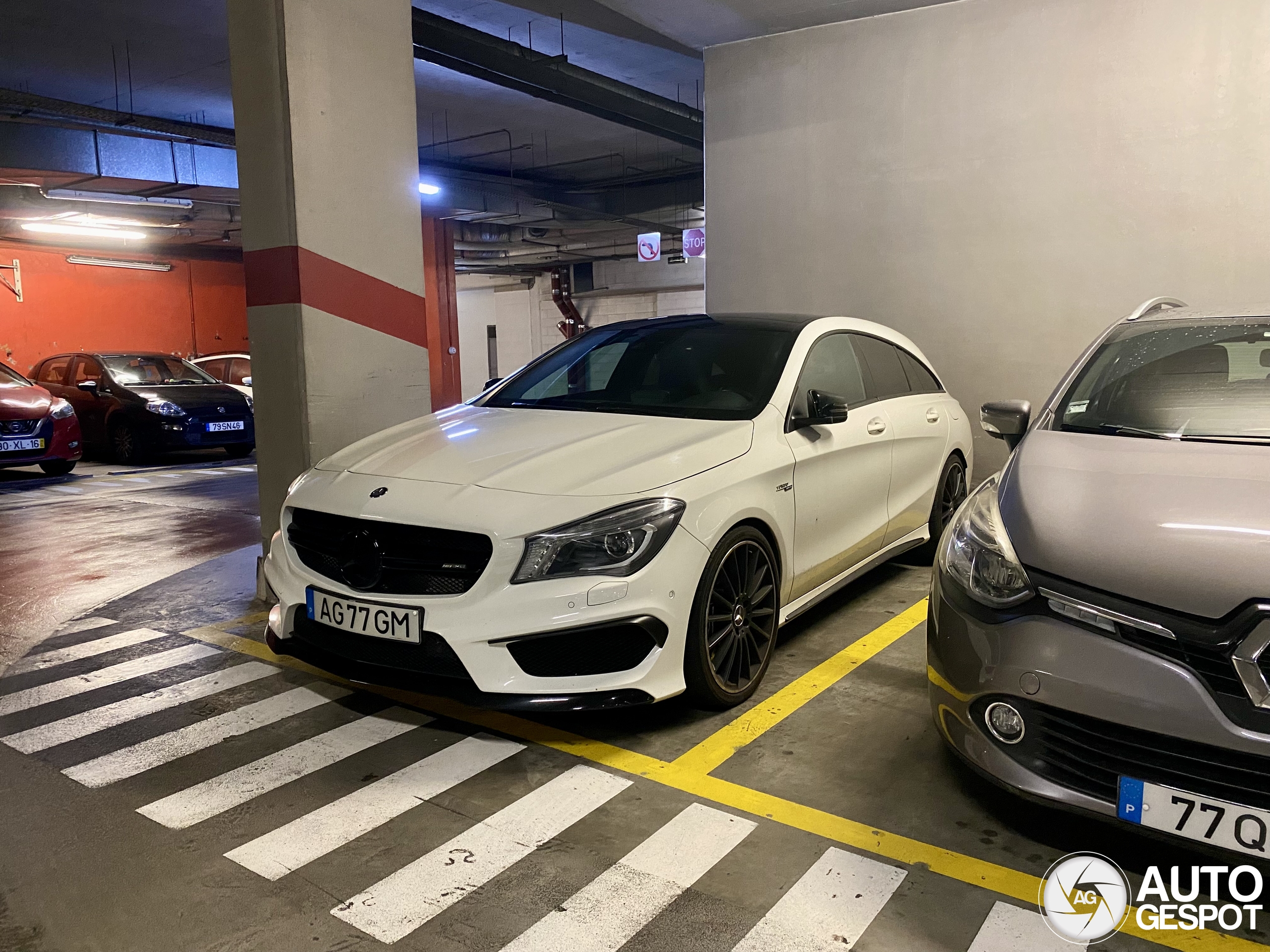 Mercedes-Benz CLA 45 AMG Shooting Brake