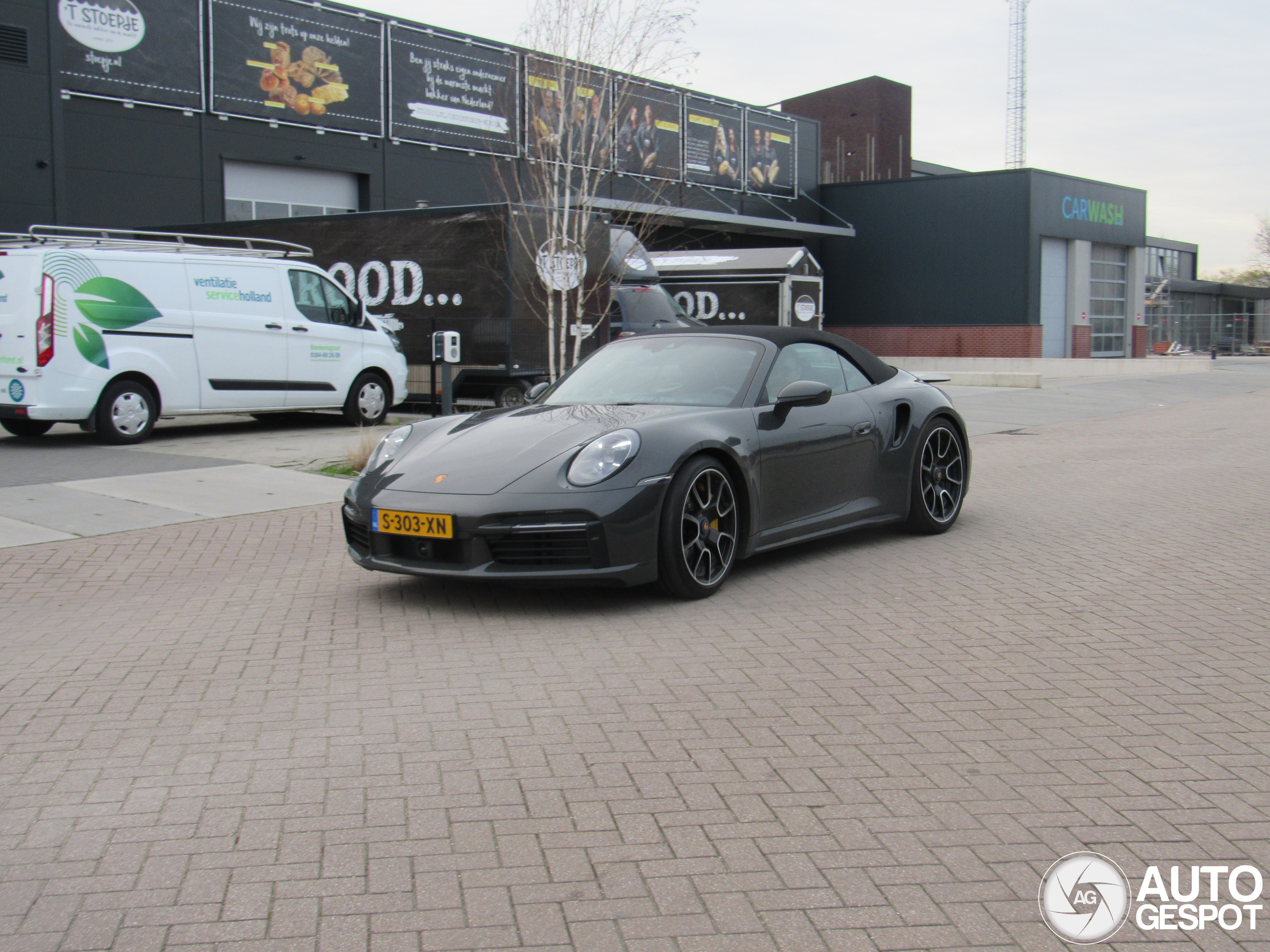 Porsche 992 Turbo S Cabriolet