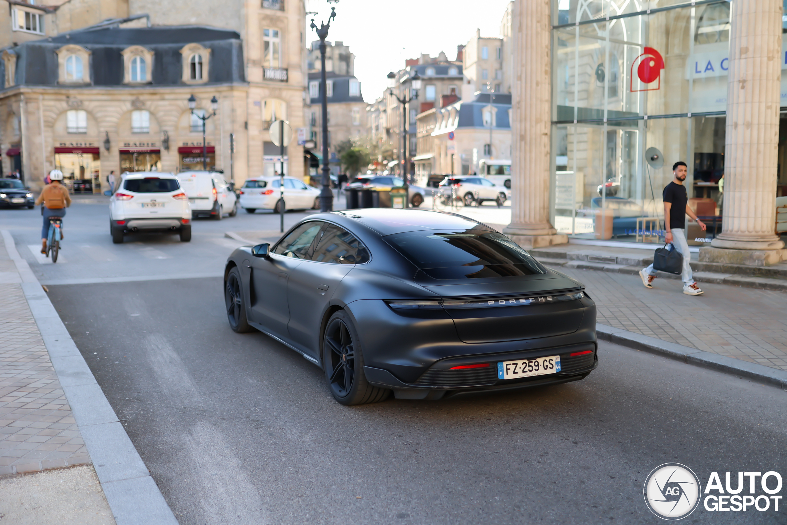 Porsche Taycan Turbo