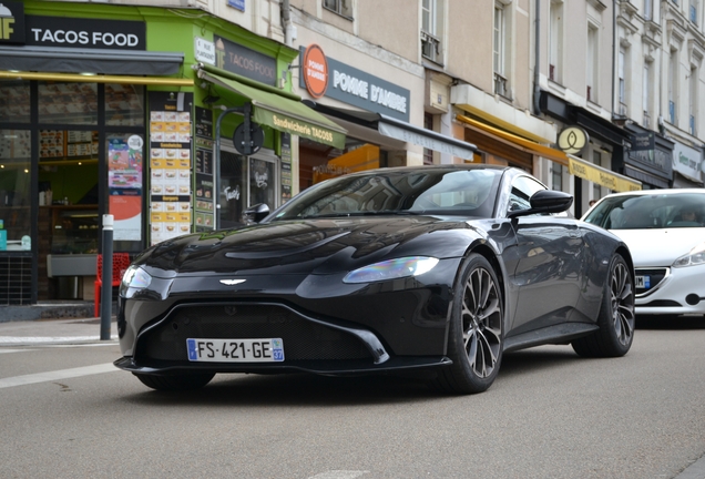 Aston Martin V8 Vantage 2018