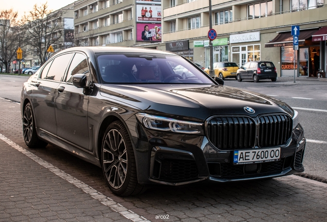 BMW M760Li xDrive 2019