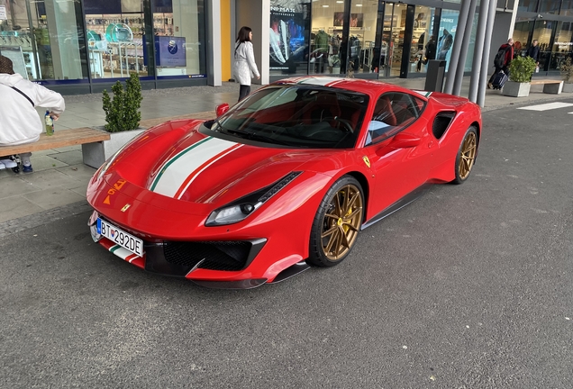 Ferrari 488 Pista