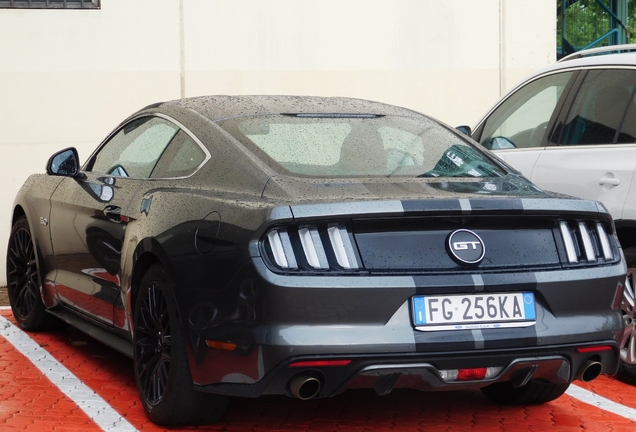 Ford Mustang GT 2015