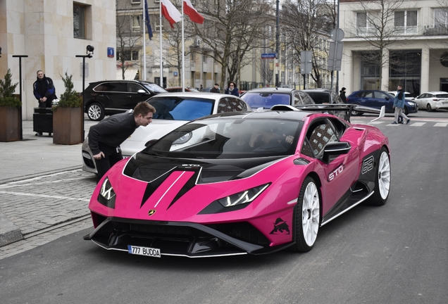 Lamborghini Huracán LP640-2 STO