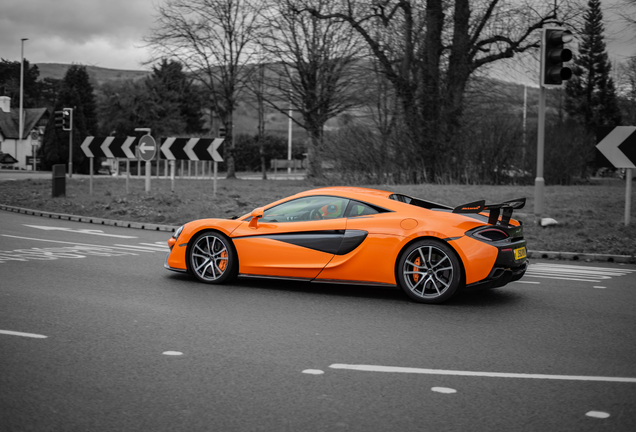 McLaren 570S