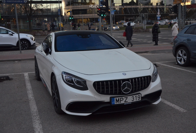 Mercedes-AMG S 63 Coupé C217