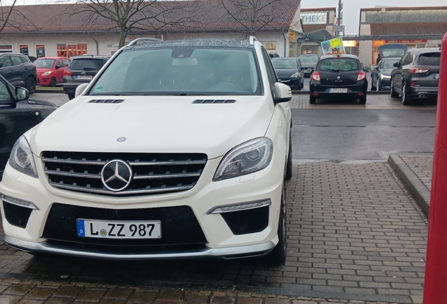 Mercedes-Benz ML 63 AMG W166