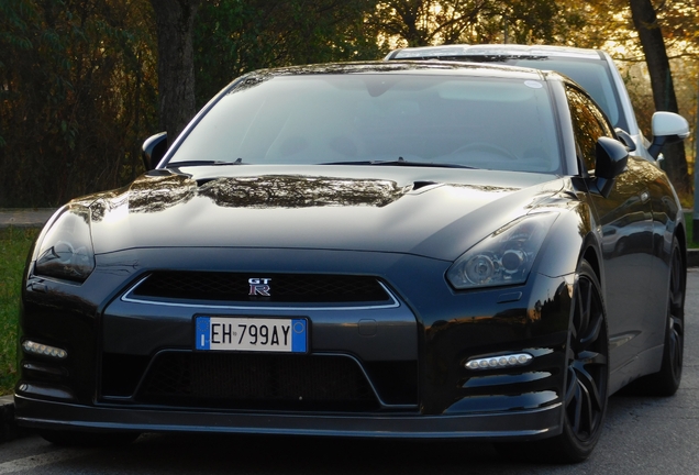 Nissan GT-R 2011