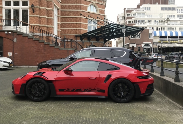 Porsche 992 GT3 RS Weissach Package